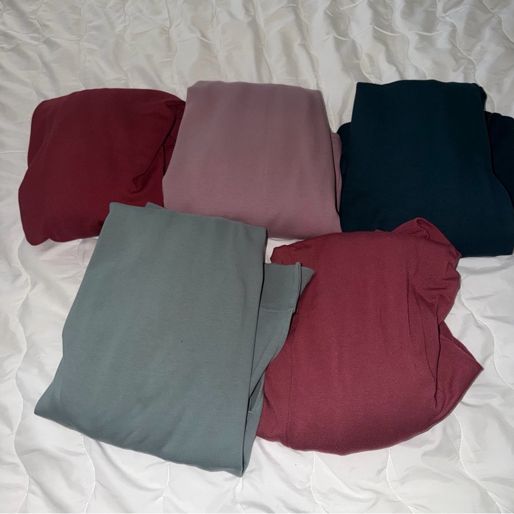 Lot Athleta Sweater Dresses Sz L/XL $700+ Value